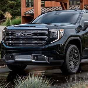 2025 GMC Sierra 1500: A Comprehensive Overview of Features, Performance, and Options